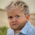 &ntilde;o&ntilde;obooy