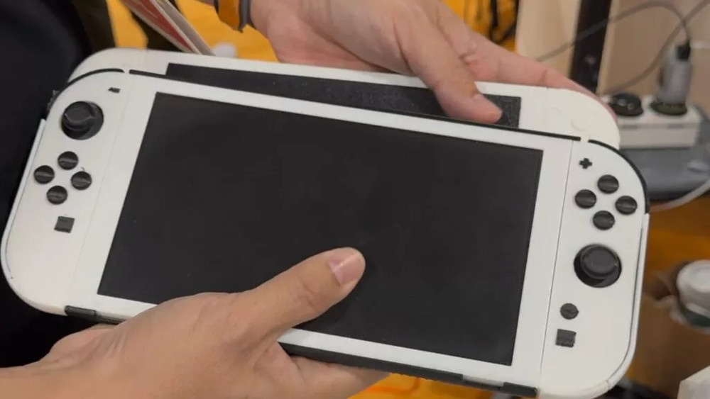 Auf der CES 2025 sind Zubehör und 3D-Modelle des Switch 2 zu sehen