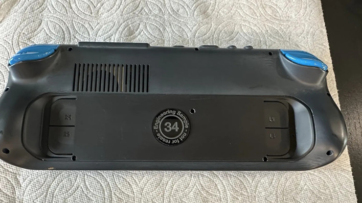 A Steam Deck prototype has been sold on eBay for $3,000 - IG