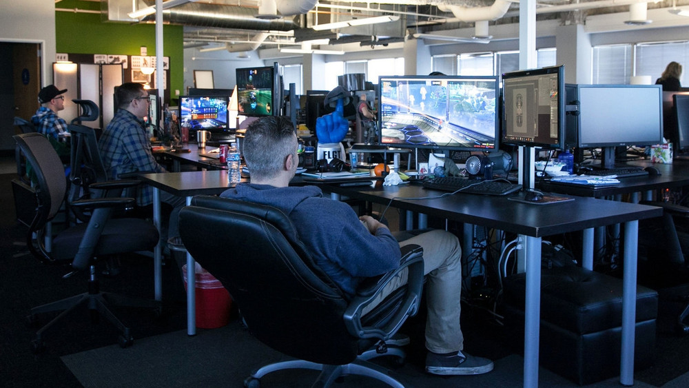 L'industria dei videogiochi in crisi: come intende riprendersi
