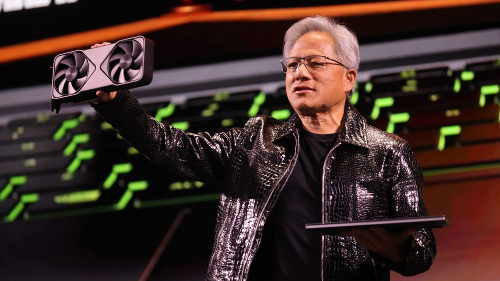 Jensen Huang, el CEO de NVIDIA, niega que la IA pueda ser peligrosa