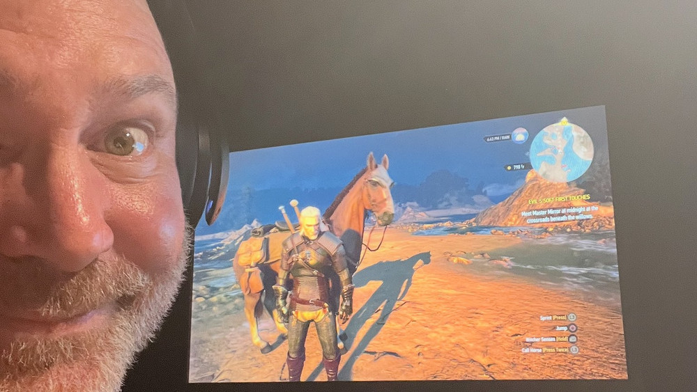 The Witcher: il doppiatore di Geralt di Rivia sta registrando i dialoghi per l'espansione