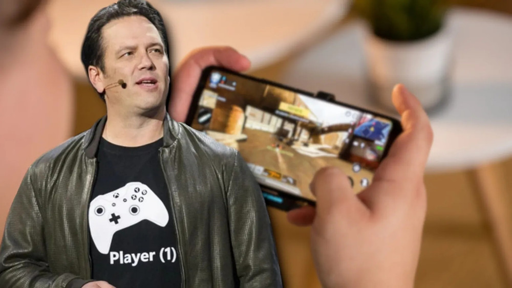 Phil Spencer says future of videogames is tied to smartphone titles