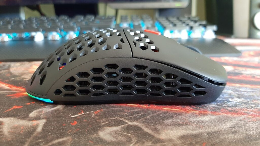 Computex 2024 : Endorfy dévoile sa souris gaming LIV Plus Wireless
