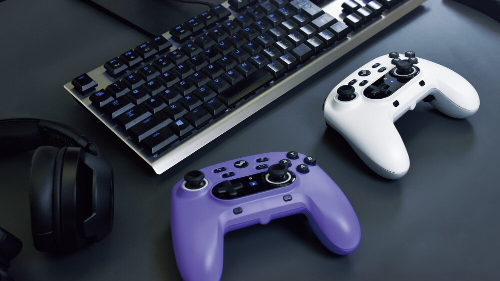 Hori will release a Steam controller for the Japanese market on October 31 at $50