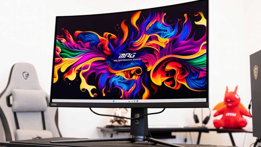 MSI lancia il suo schermo da  gaming QD-OLED da 32 pollici, l'MPG 321CURX