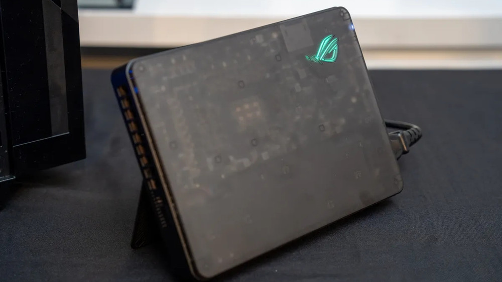 ASUS unveils the world's first Thunderbolt 5 eGPU at CES 2025