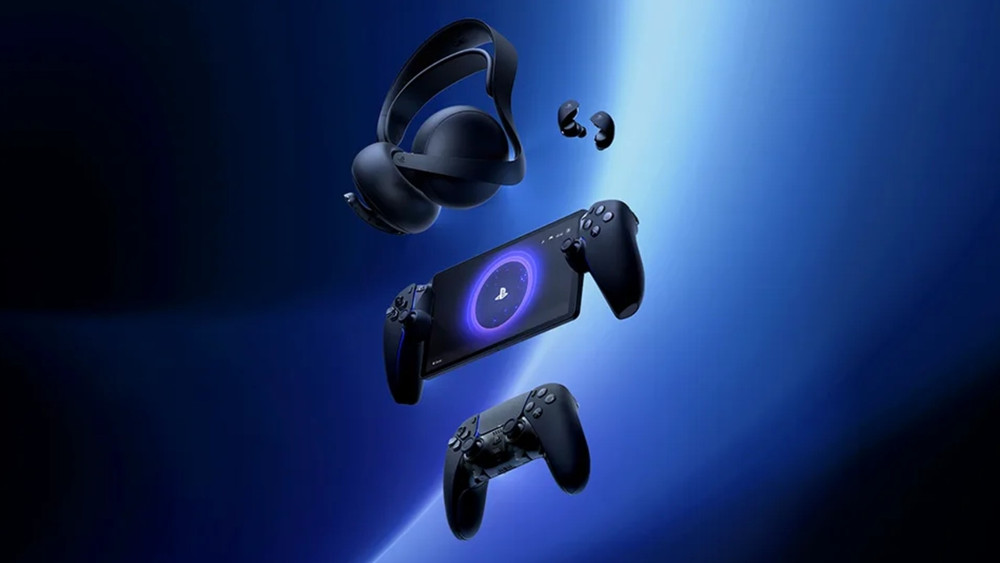 PlayStation presenta la sua nuova gamma di periferiche nere