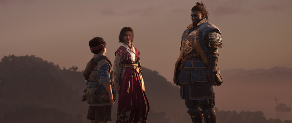 Les personnages principaux et un autre personnage important de l’histoire en pleine discussion