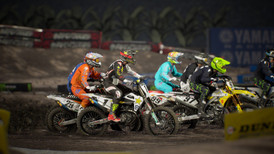 Monster Energy Supercross 4 screenshot 3